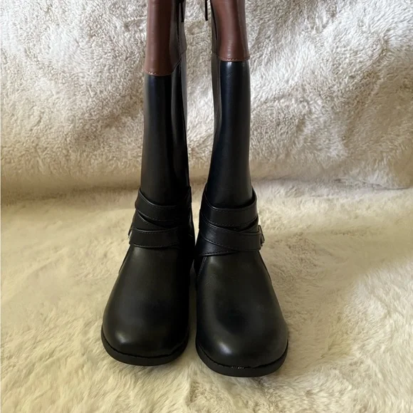 Kids Boots - Picture 2 of 5